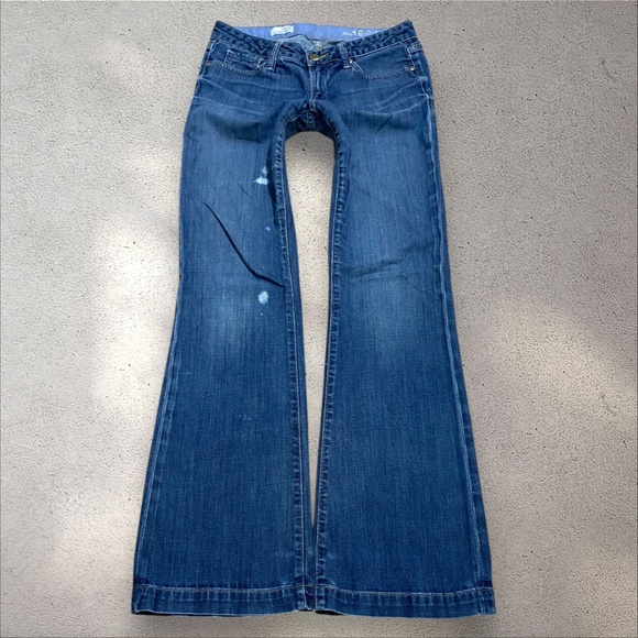 Gap Low Rise Long & Lean Flare Jeans - Picture 2 of 7